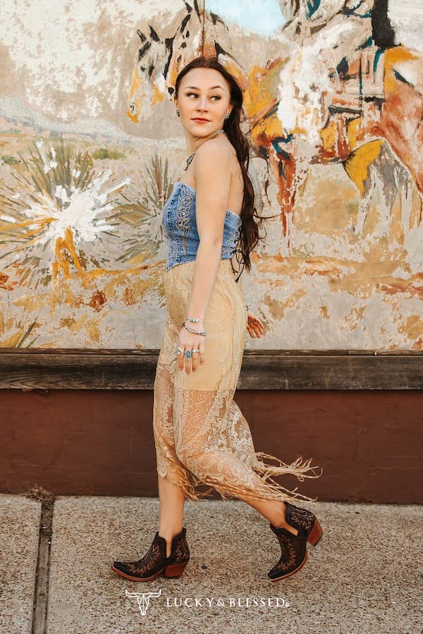 Lace Lined Skirt W Fringe Hem