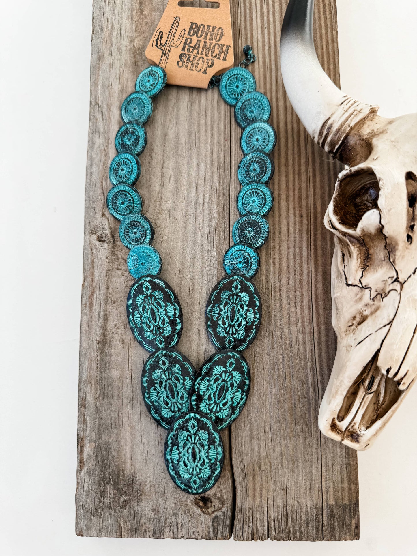 Western Oval Concho Overlapped Necklace