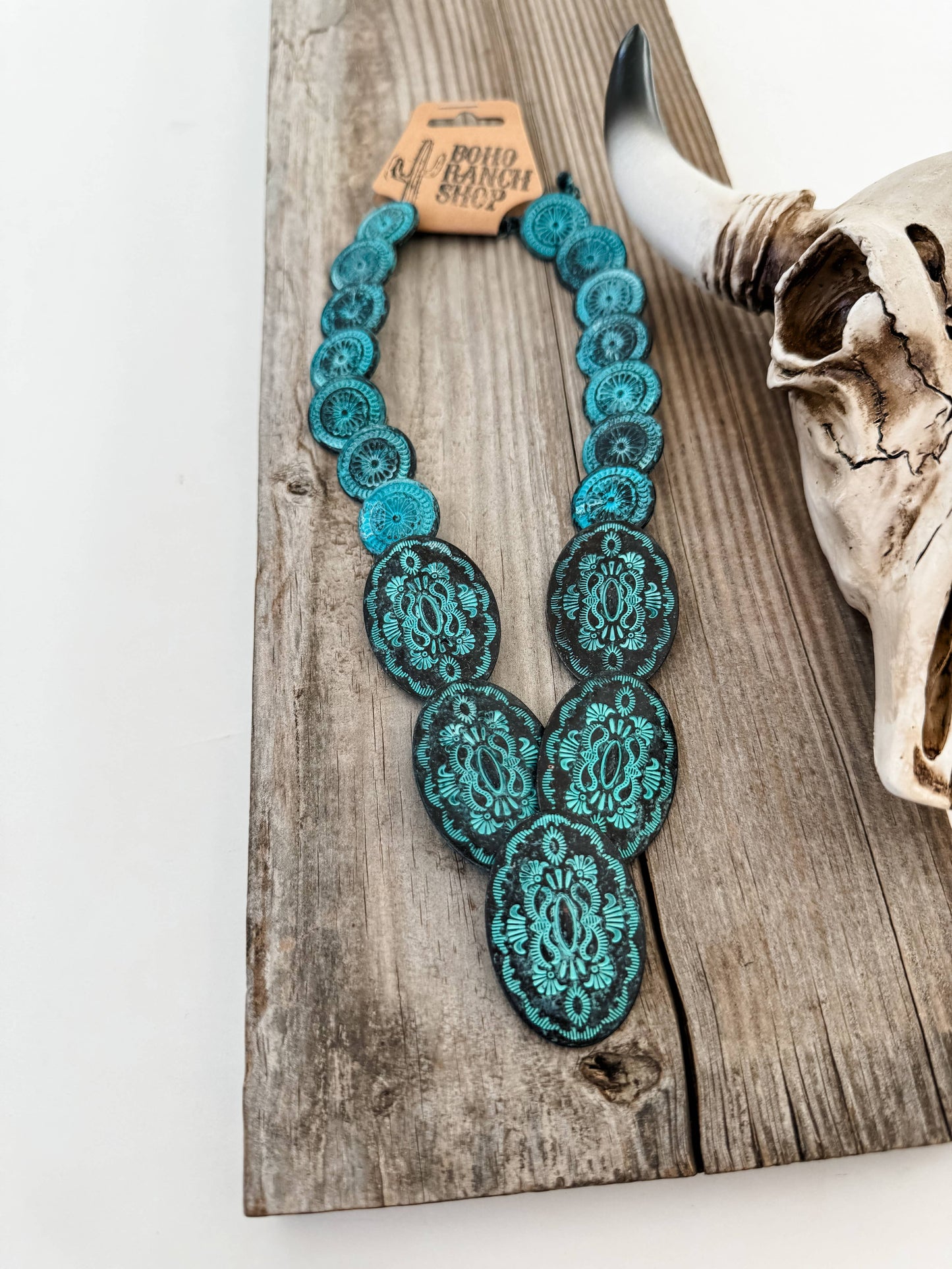 Western Oval Concho Overlapped Necklace